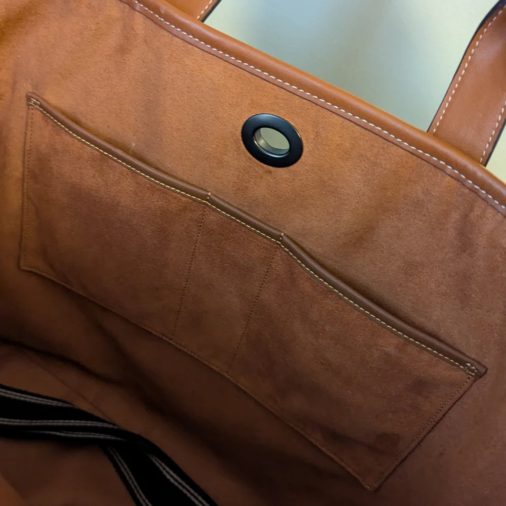 Coach Toby Turnlock Tote - Picture 7 of 11